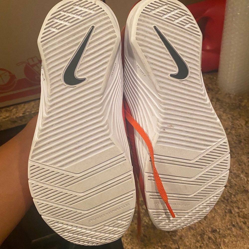 NIKE weight lifting shoes